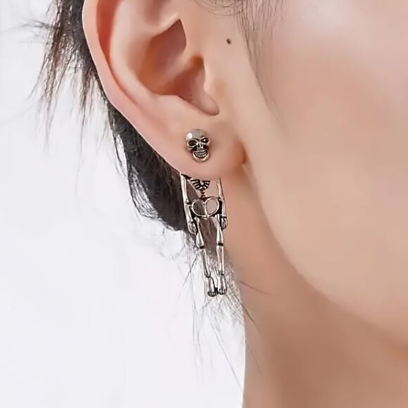 NWOT Skeleton Earrings Spooky Cute Halloween Jewelry, 2 Ways to Wear- Studs/Full - Picture 4 of 4